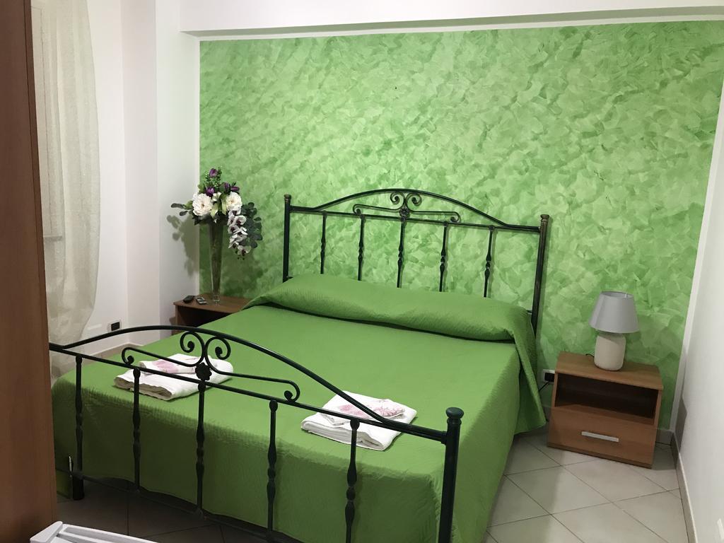 Rosy And Roby Bed & Breakfast Gasponi Exterior foto