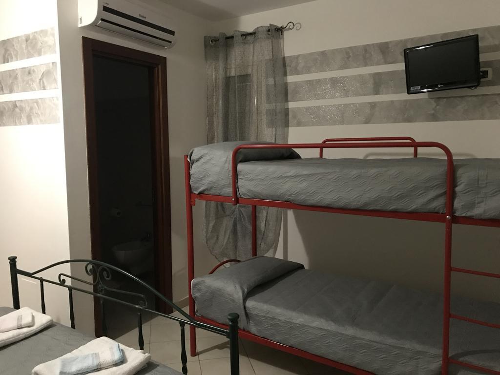 Rosy And Roby Bed & Breakfast Gasponi Exterior foto